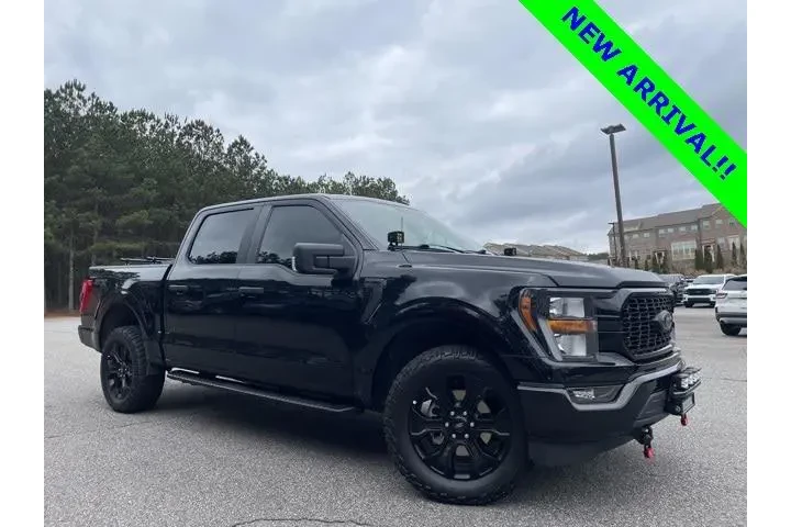 $38939 : Ford F-150 2023 4x4 XL 4dr S image 1
