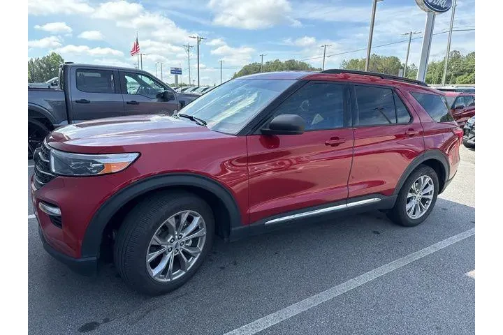 $31241 : Ford Explorer 2023 XLT 4dr S image 3
