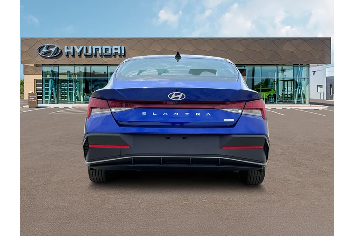 $23990 : Hyundai ELANTRA Hybrid 2025 image 6