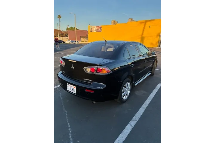 $6000 : 2015 Mitsubishi image 6