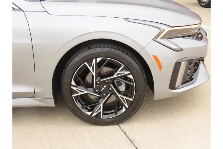 $28999 : Kia K5 2025 GT-Line 4dr Seda image 9