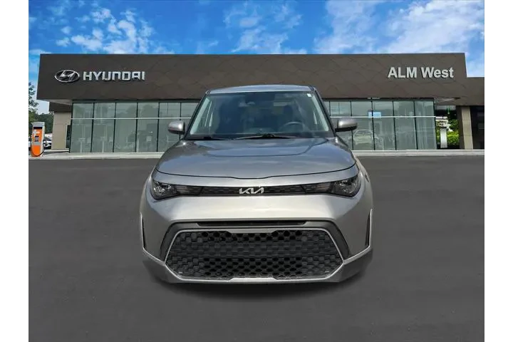 $16120 : Kia Soul 2023 LX 4dr Crossov image 2