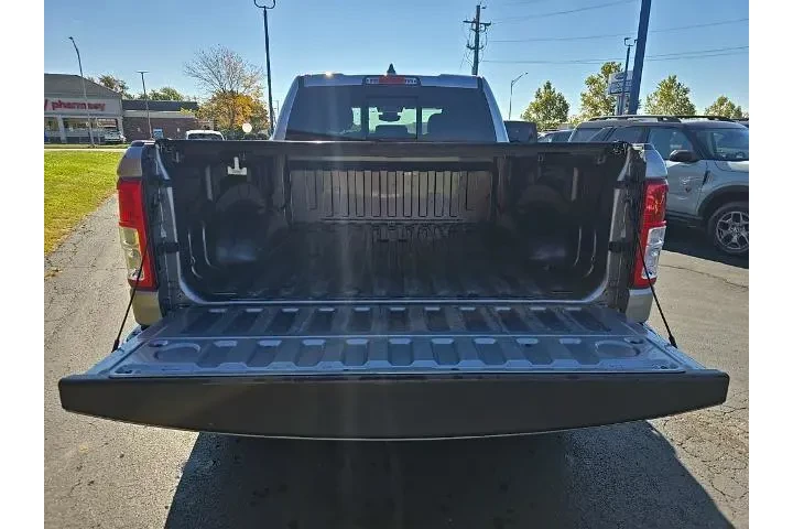 $27539 : Ram 1500 2022 4x2 Big Horn 4 image 6