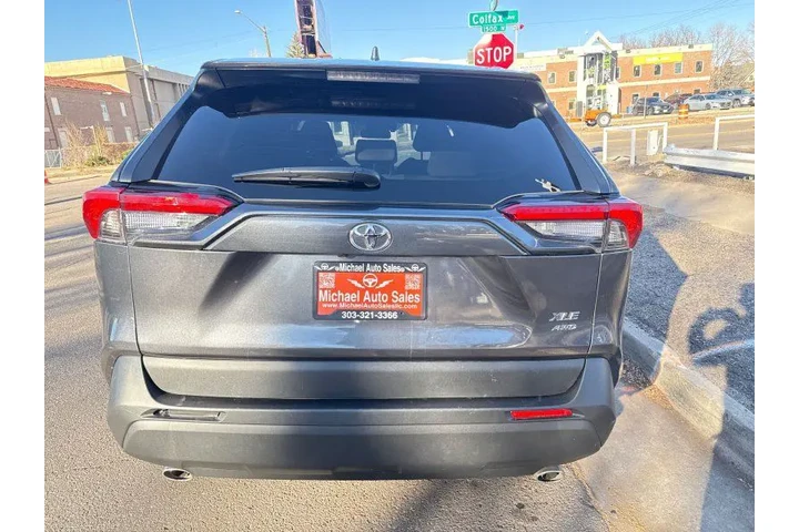 $17495 : 2021 RAV4 Hybrid XLE image 5