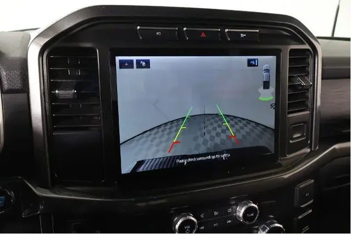 $38702 : Ford F-150 2023 4x4 XLT 4dr image 6