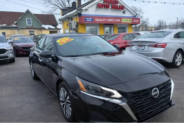 $20995 : 2024 Altima 2.5 SV image 1