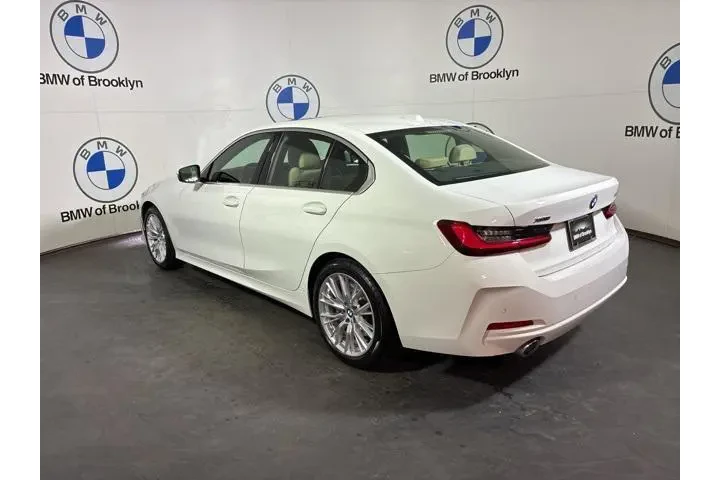 $39565 : BMW 3 Series 2024 AWD 330i x image 5