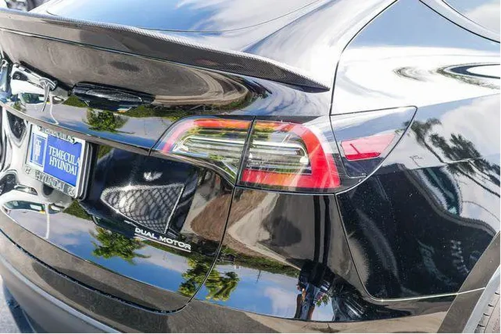 $31000 : Tesla Model Y 2022 AWD Perfo image 8