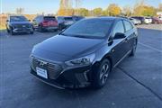 Pre-Owned 2017 Ioniq Hybrid S en Milwaukee