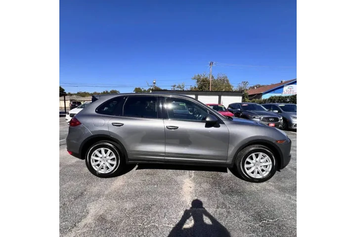 $18495 : 2013 Cayenne Diesel image 6