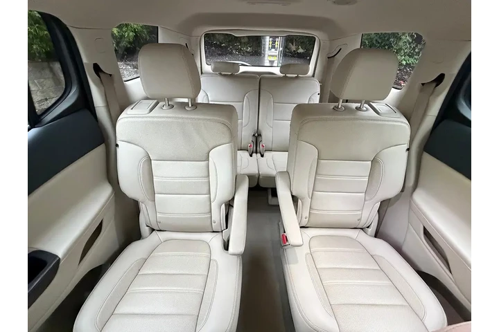 $20995 : 2020 Acadia Denali image 7