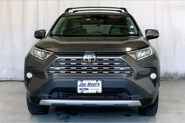 $28591 : Toyota RAV4 2021 Limited 4dr image 3