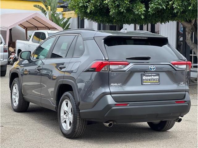 2019 Toyota RAV4 XLE Sport image 1