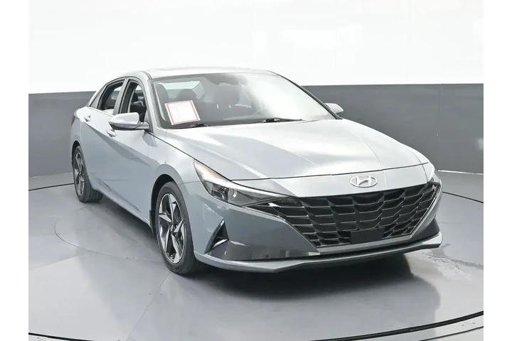 $17881 : Hyundai ELANTRA 2022 SEL 4dr image 9