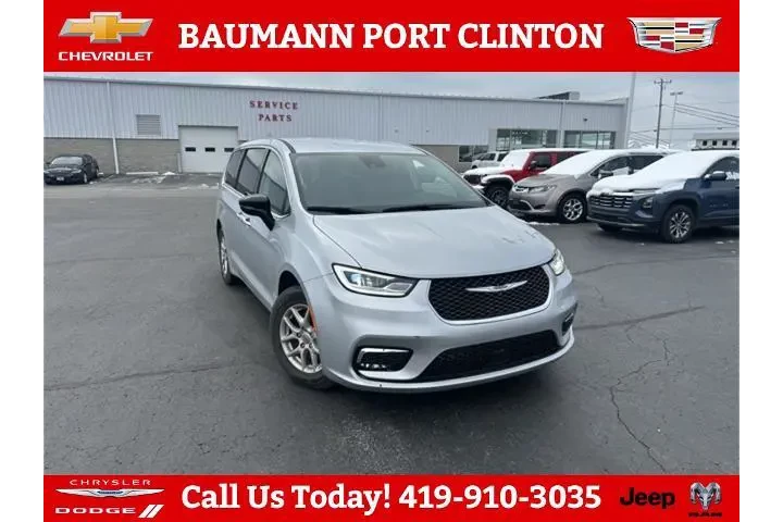 $30995 : Chrysler Pacifica 2024 Touri image 1