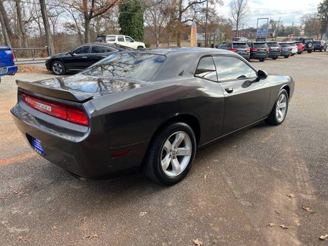 $10999 : 2013 Challenger SXT image 7