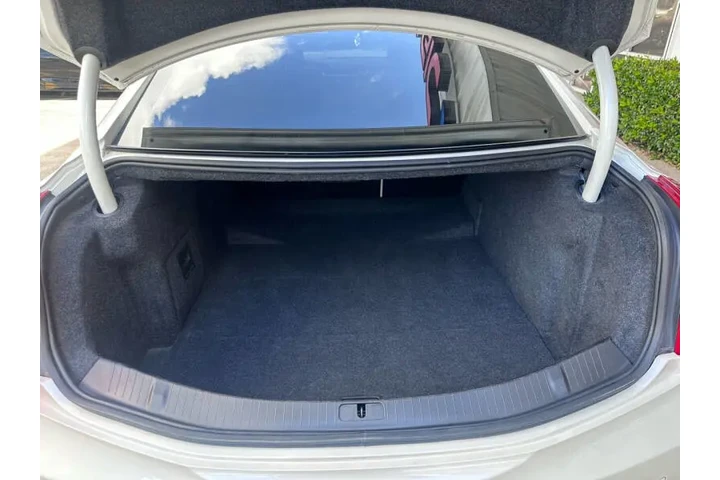 $16900 : 2015 XTS Premium image 10