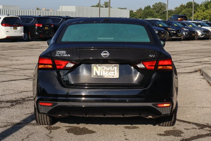 $18388 : 2022 Altima 2.5 SV image 5