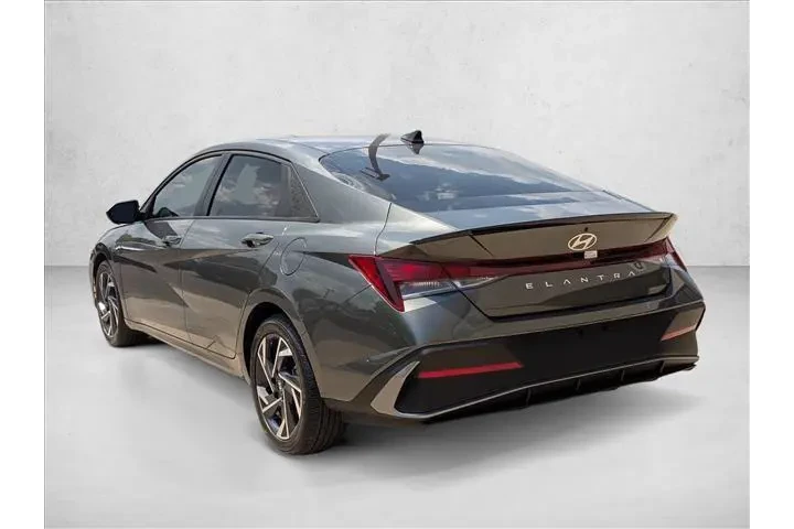 $24429 : Hyundai ELANTRA 2025 SEL Spo image 7