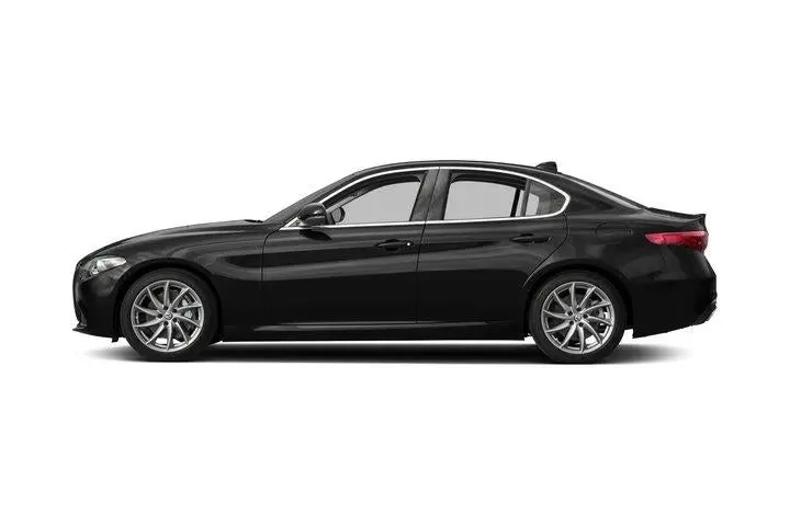 $11990 : Alfa Romeo Giulia 2017 Ti 4d image 6