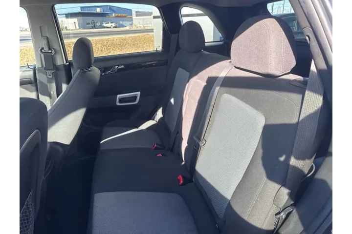 2013 Captiva Sport LT image 9