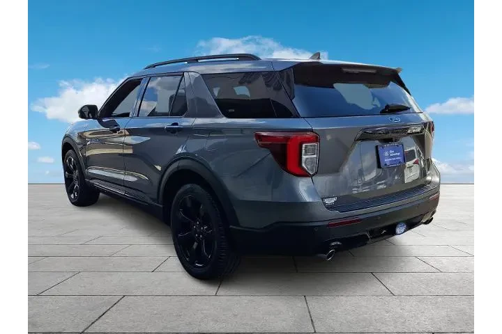 $37997 : Ford Explorer 2023 AWD ST-Li image 4