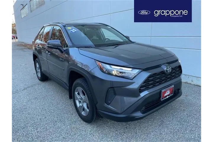 $33400 : Toyota RAV4 2025 AWD XLE 4dr image 1