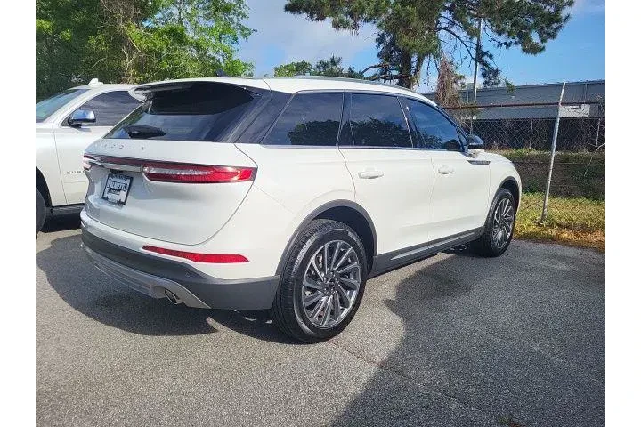 $37996 : Lincoln Corsair 2023 Reserve image 2