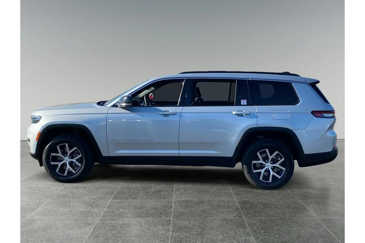 $35875 : Jeep Grand Cherokee L 2024 4 image 2