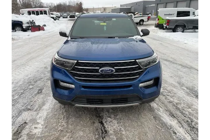 $19203 : Ford Explorer 2020 AWD XLT 4 image 2