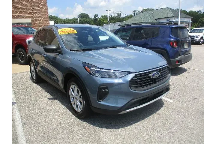 $25987 : Ford Escape 2023 AWD Active image 1
