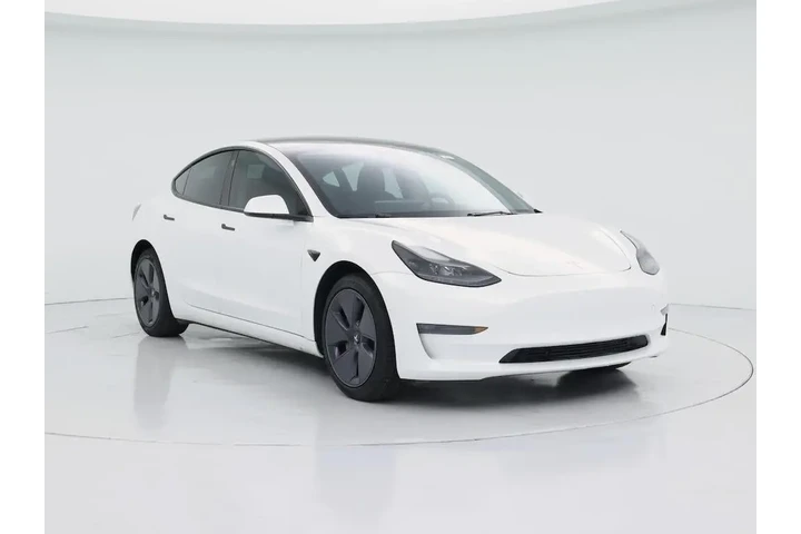 $23998 : Tesla Model 3 2022 AWD Long image 1