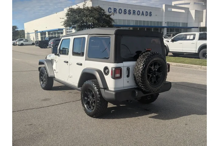 $32329 : Jeep Wrangler Unlimited 2021 image 5