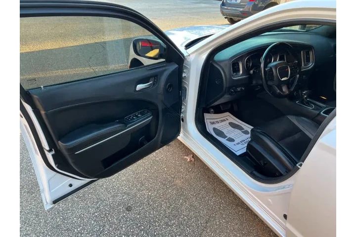 $16999 : 2021 Charger SXT image 9