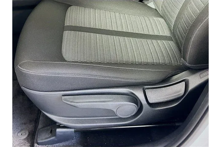 $27843 : Kia Sorento 2025 LX 4dr SUV image 10