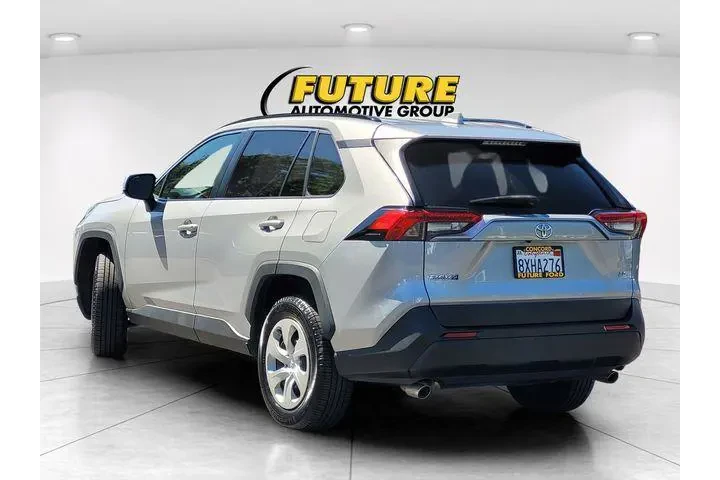$25888 : Toyota RAV4 2021 LE 4dr SUV image 6