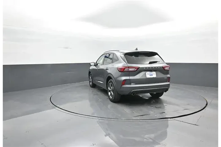 $22548 : Ford Escape 2023 AWD ST-Line image 5