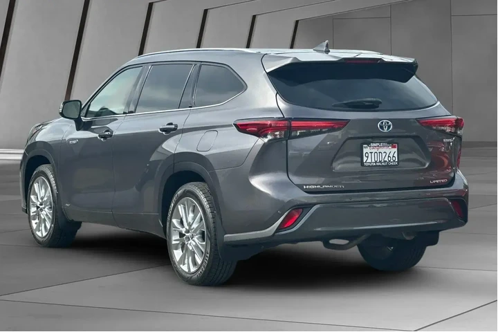 $38900 : Toyota Highlander Hybrid 202 image 10