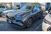 $38990 : 2021 Highlander Hybrid XLE thumbnail
