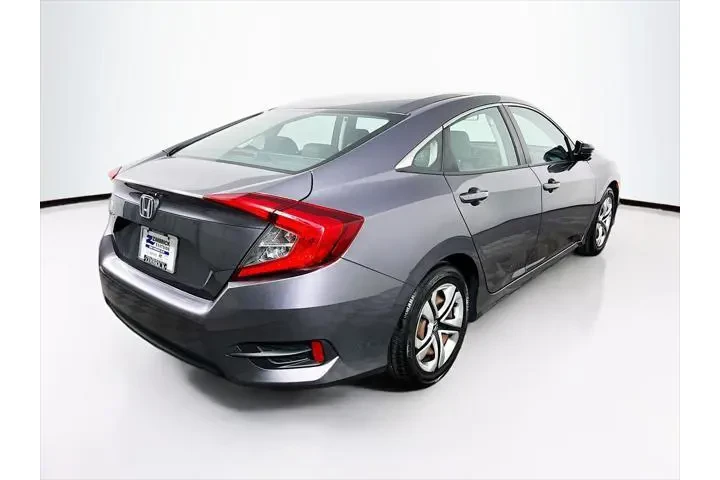 $15990 : Honda Civic 2017 LX 4dr Seda image 7