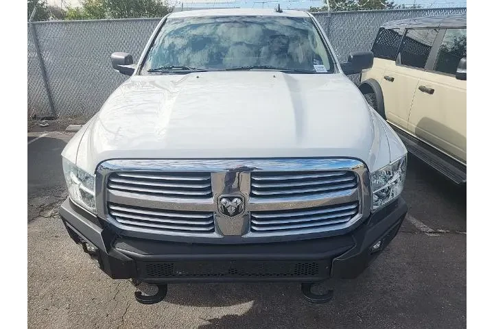$22992 : Ram 1500 2017 4x4 SLT 2dr Re image 2