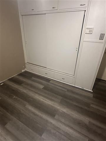 $8000 : CUARTO EN RIVERSIDE PARA HOMBR image 6