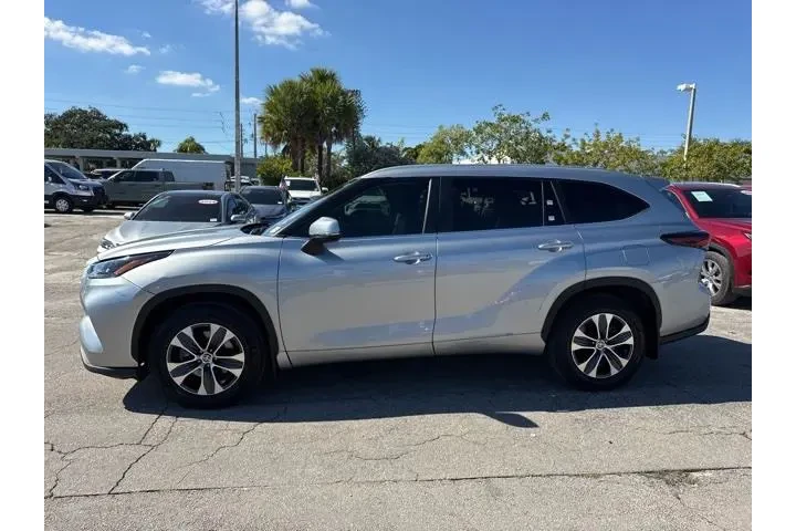 $36988 : Toyota Highlander 2024 image 6