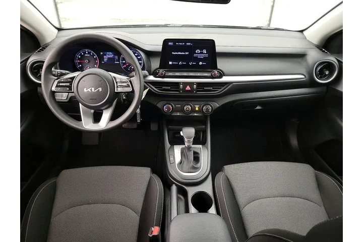 $17998 : Kia Forte 2023 LXS 4dr Sedan image 9