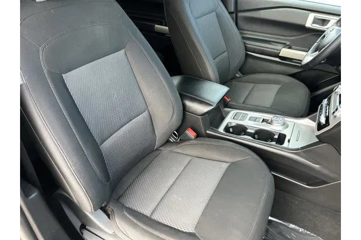$27073 : Ford Explorer 2023 XLT 4dr S image 10