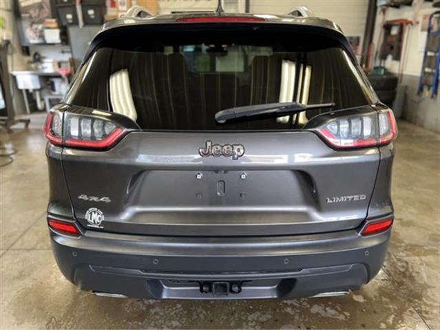 $21500 : 2019 Cherokee Limited image 5