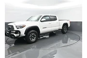 $26996 : Toyota Tacoma 2019 4x4 TRD O thumbnail