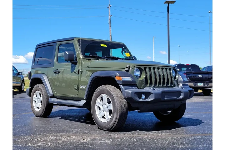 $26476 : Jeep Wrangler 2021 4x4 Sport image 1