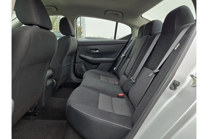 $17900 : 2022 Sentra SV image 10