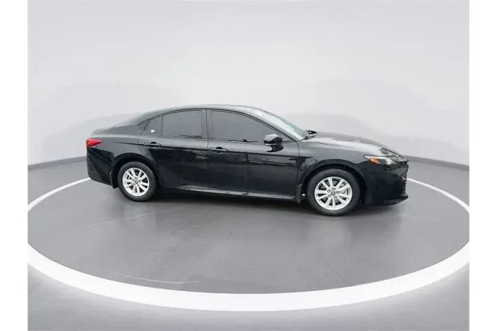 $27905 : Toyota Camry 2025 LE 4dr Sed image 8